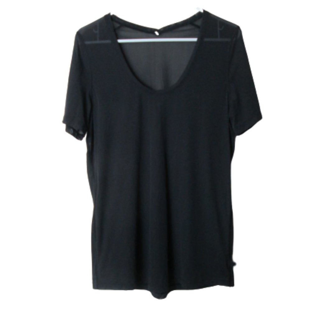 Lululemon sheer mesh black short sleeve tee M